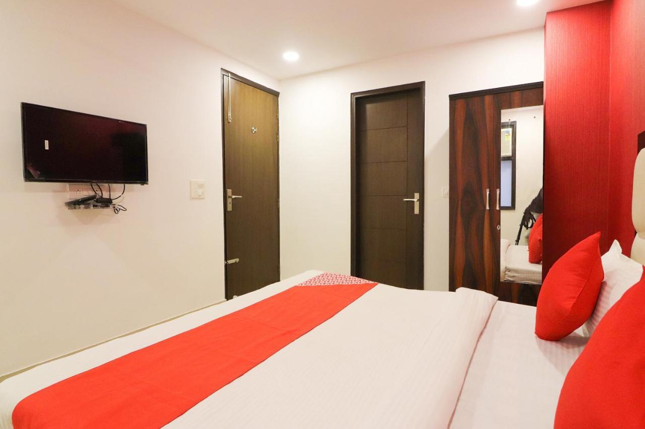 Oyo 63841 White Orchid Otel Indraprastha Dış mekan fotoğraf